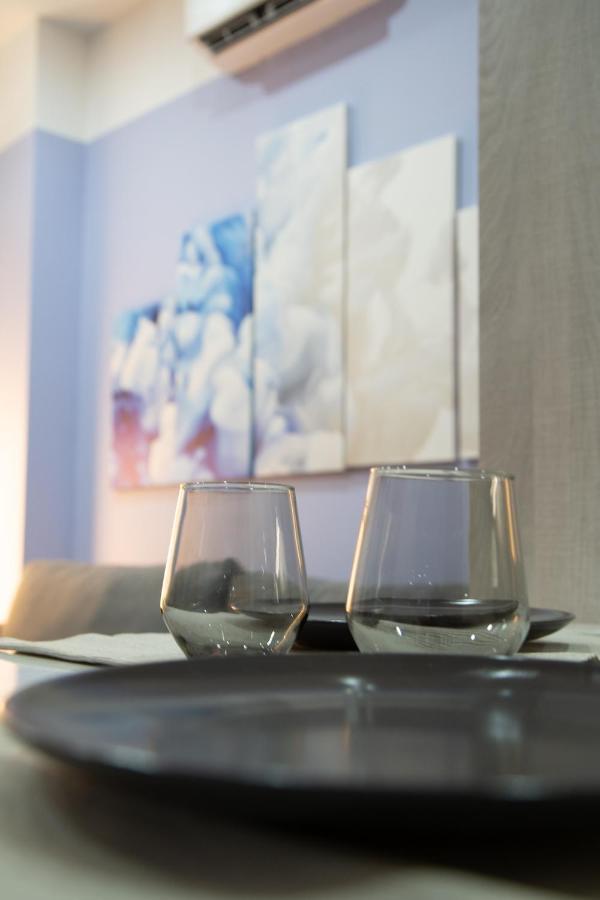 Modern Apartment Downtown 아테네 외부 사진